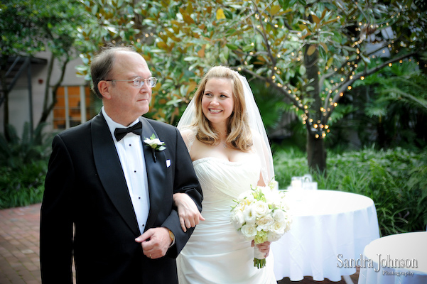 Best Courtyard Lake Lucerne - IW Phillips House Wedding photographer - Sandra Johnson (SJFoto.com)